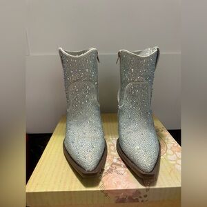 Women’s Rhinestone Cowboy Booties